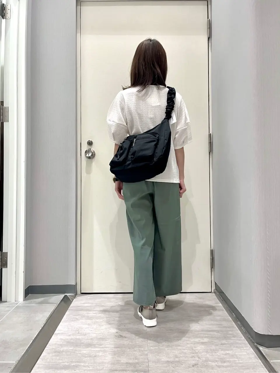 ANY 金井 コーディネート画像