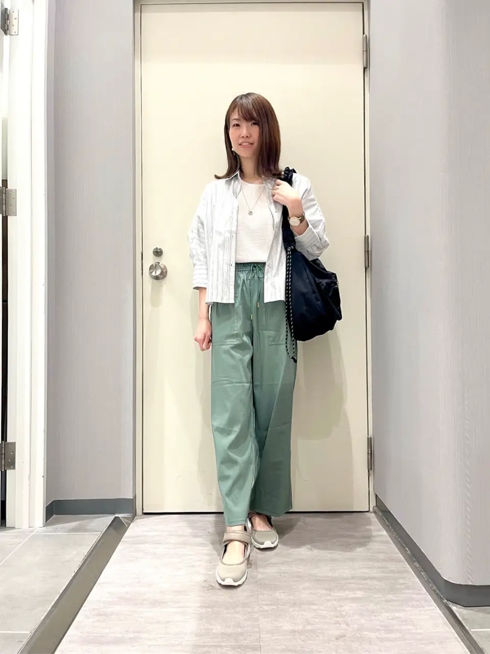 ANY 金井 コーディネート画像