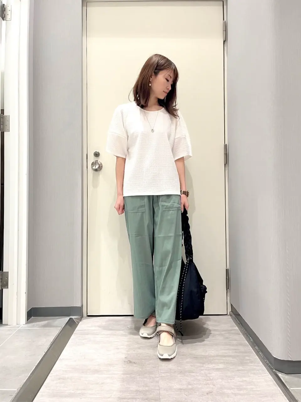 ANY 金井 コーディネート画像