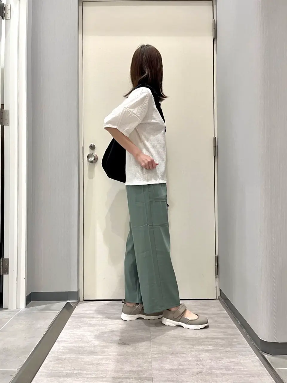 ANY 金井 コーディネート画像