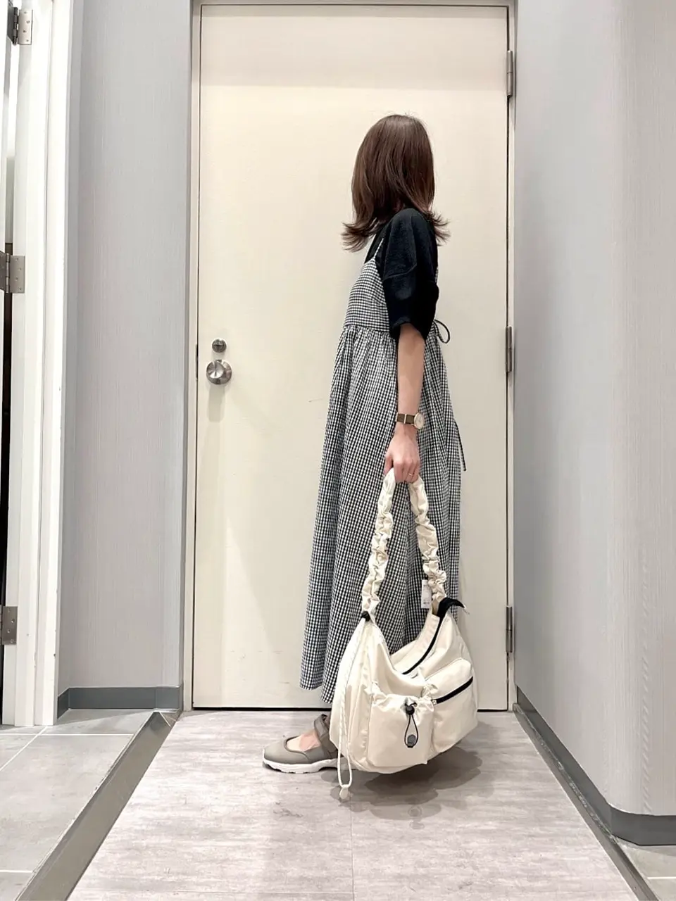 ANY 金井 コーディネート画像