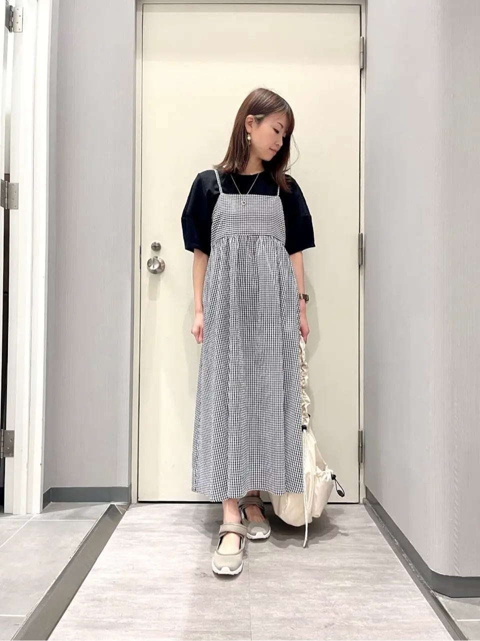 ANY 金井 コーディネート画像