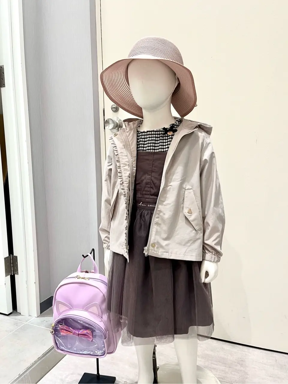 ANY 金井 コーディネート画像