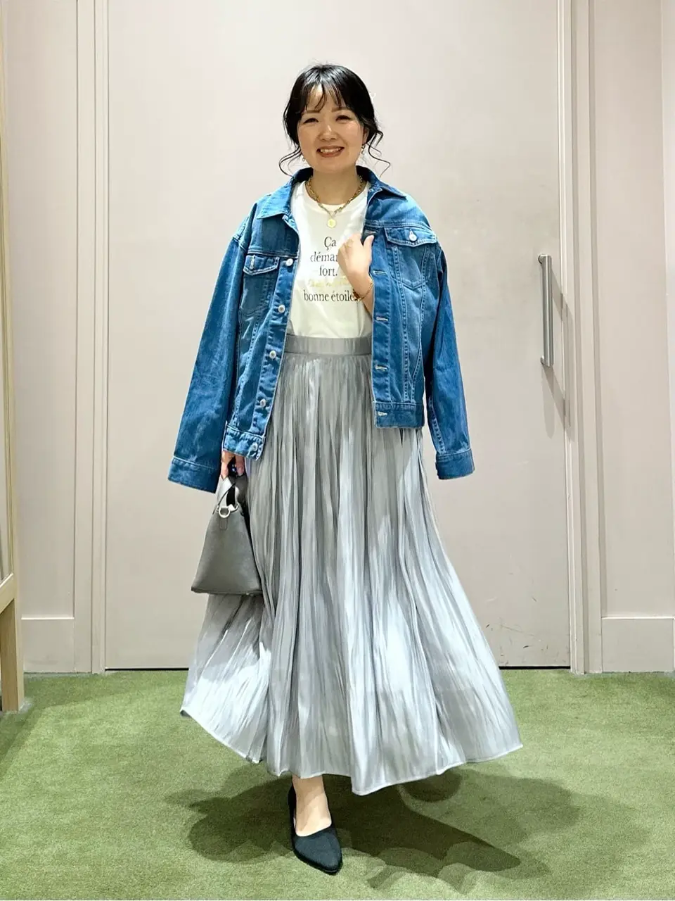 ANY フジコ コーディネート画像