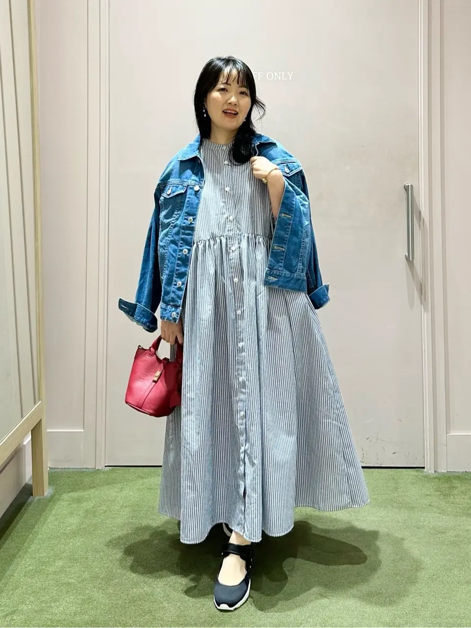 ANY フジコ コーディネート画像