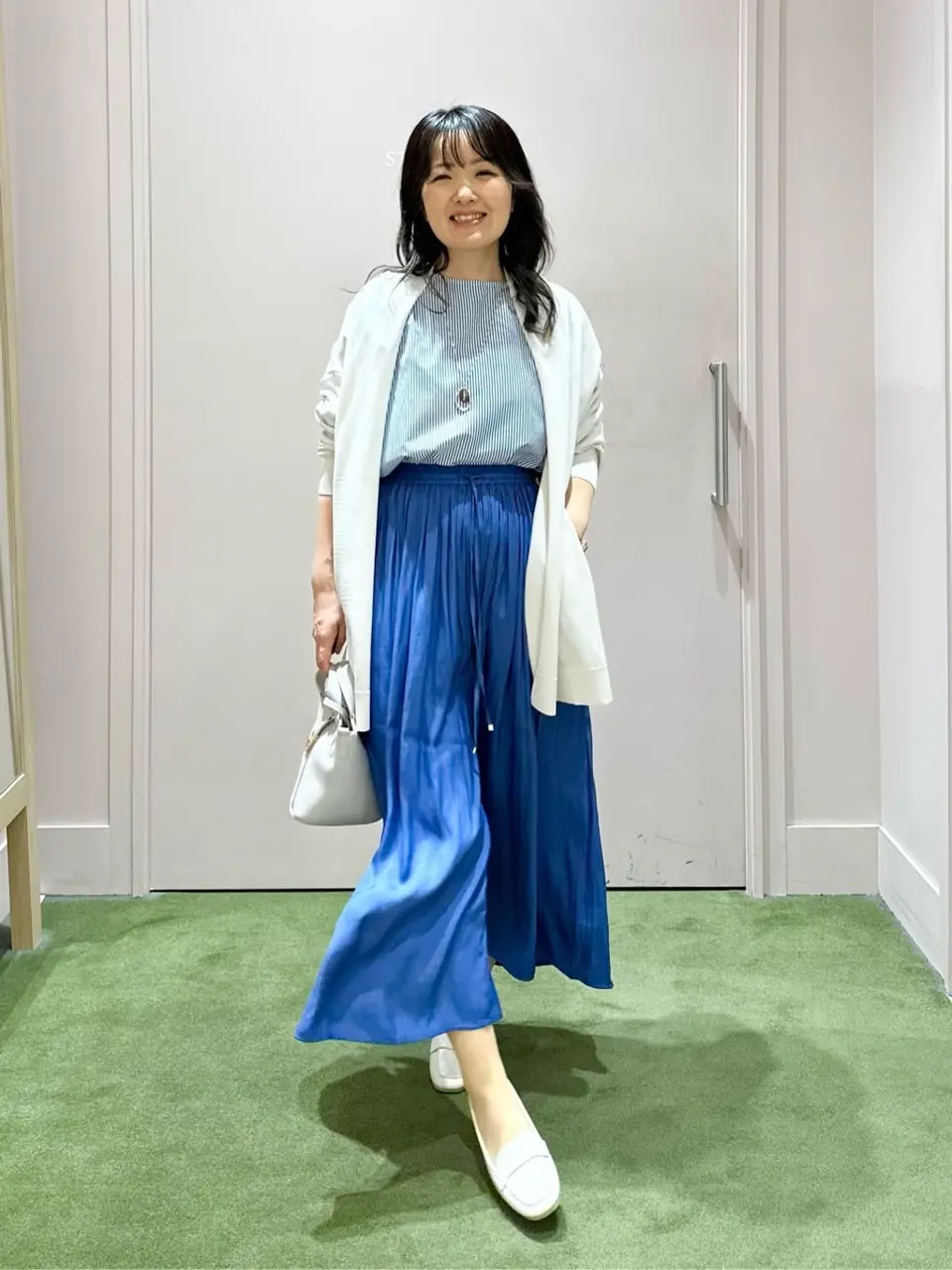 ANY フジコ コーディネート画像