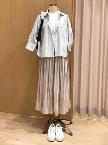 ANY 本吉 コーディネート画像