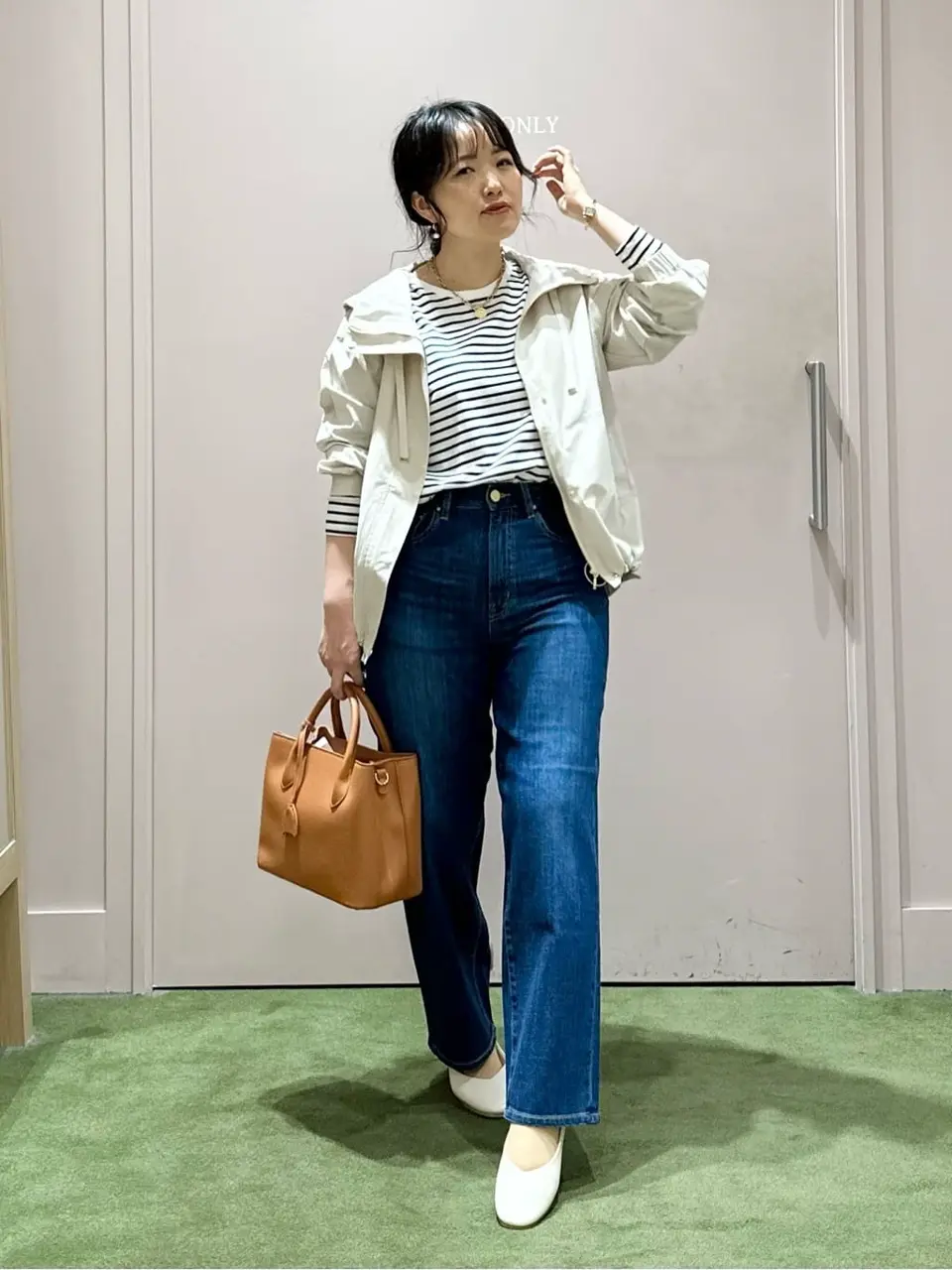 ANY フジコ コーディネート画像