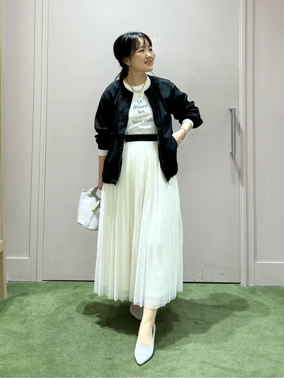 ANY フジコ コーディネート画像