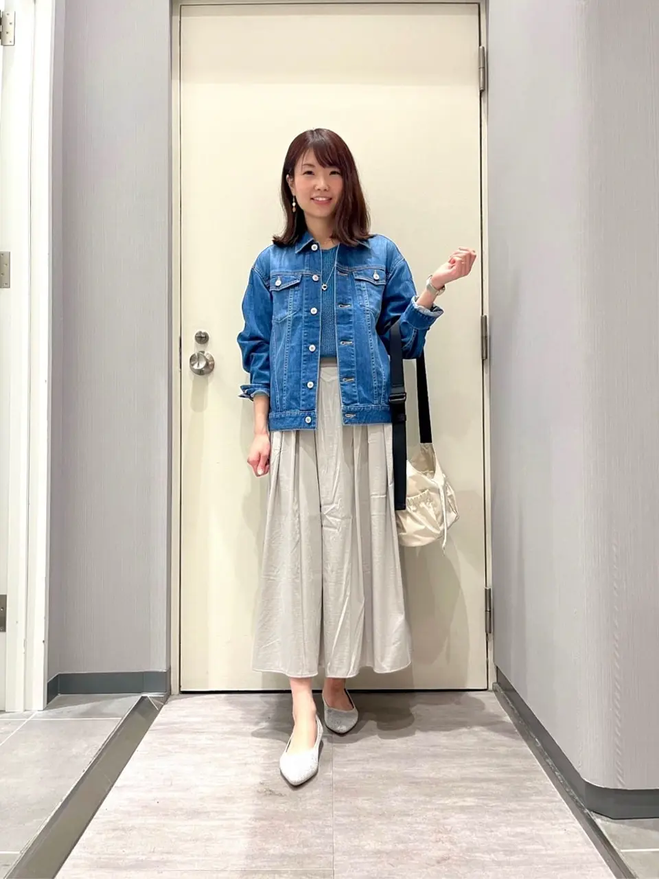 ANY 金井 コーディネート画像