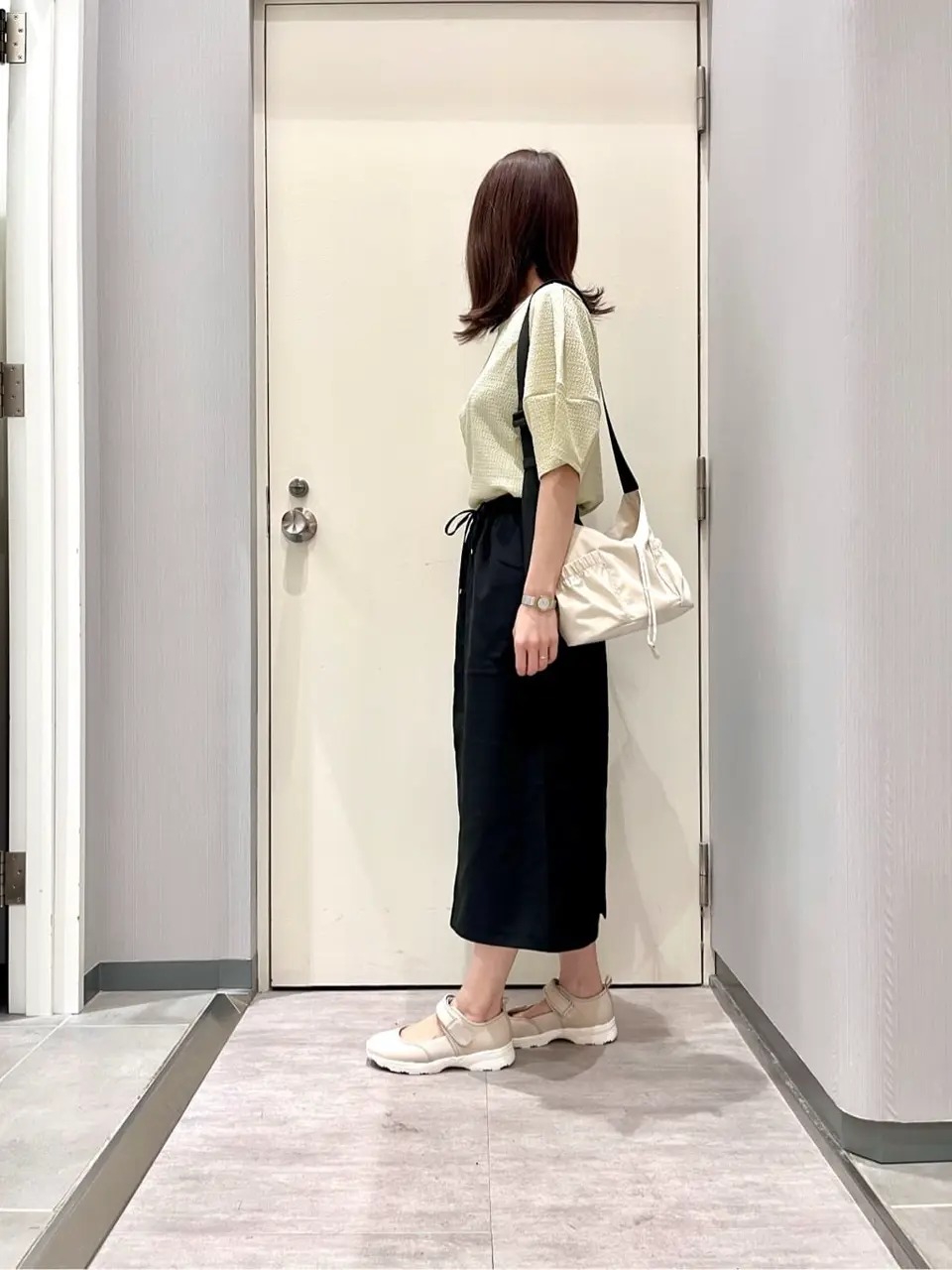 ANY 金井 コーディネート画像