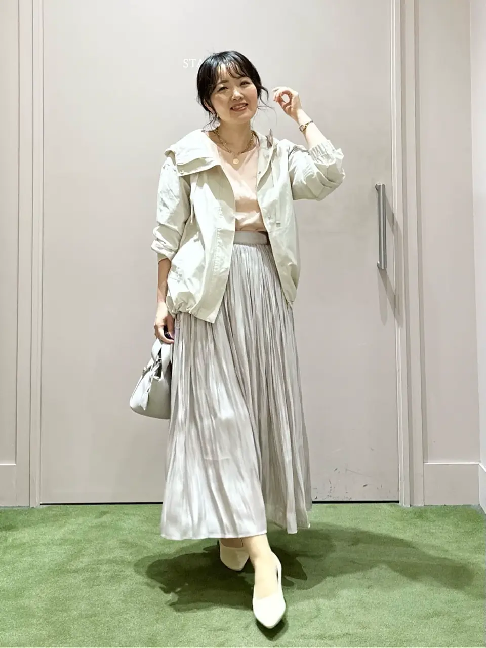 ANY フジコ コーディネート画像