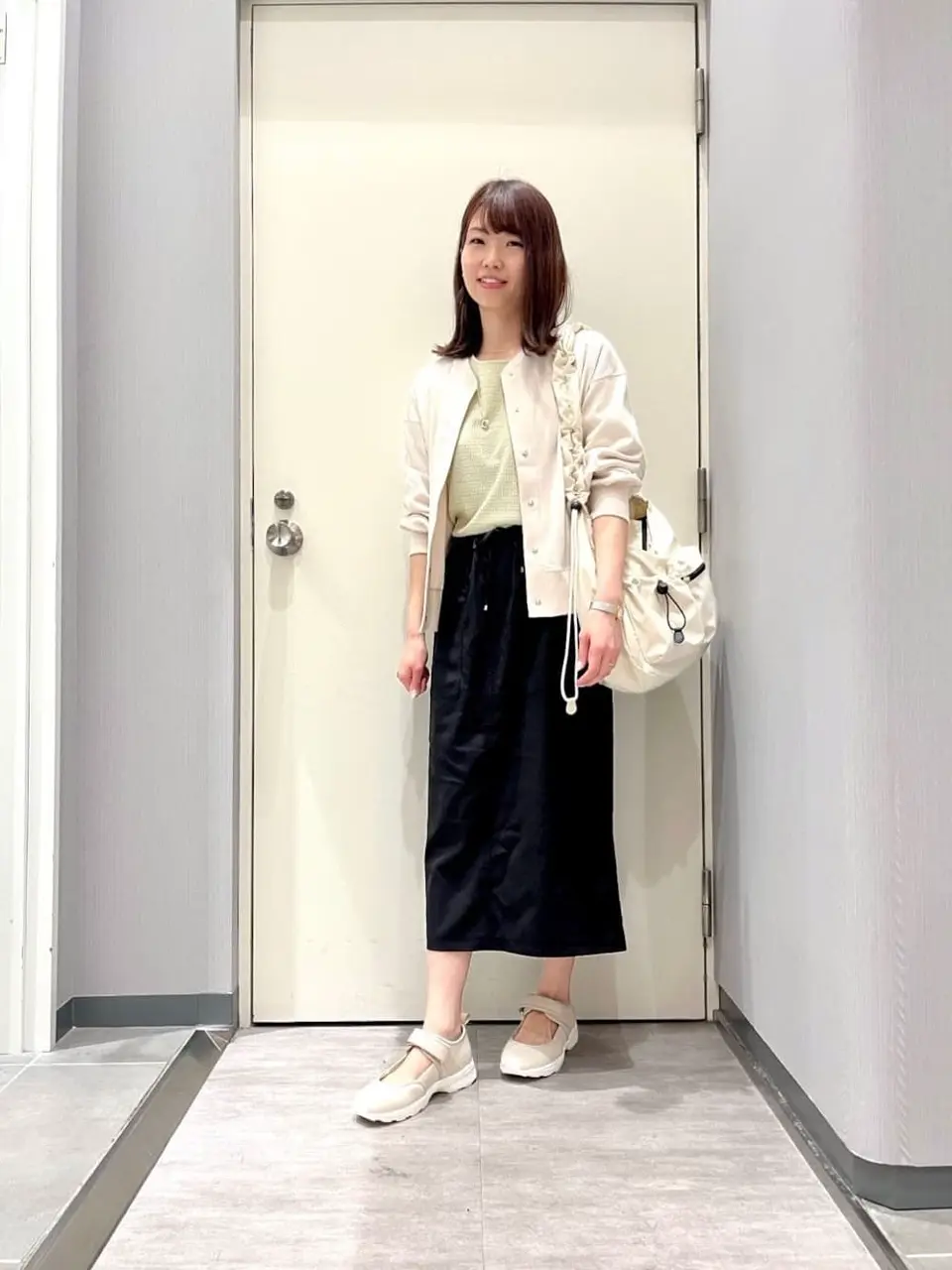 ANY 金井 コーディネート画像