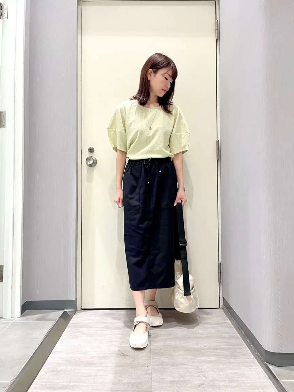 ANY 金井 コーディネート画像