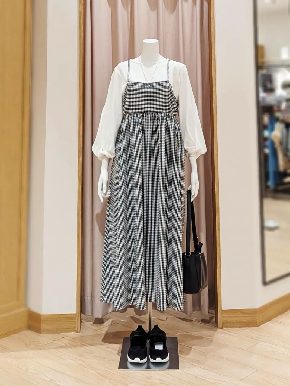 ANY 岩田 コーディネート画像