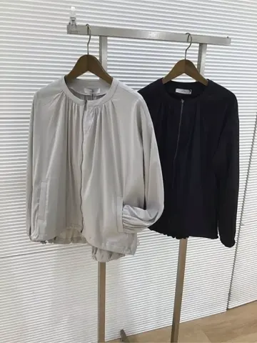 ANY こばやし コーディネート画像