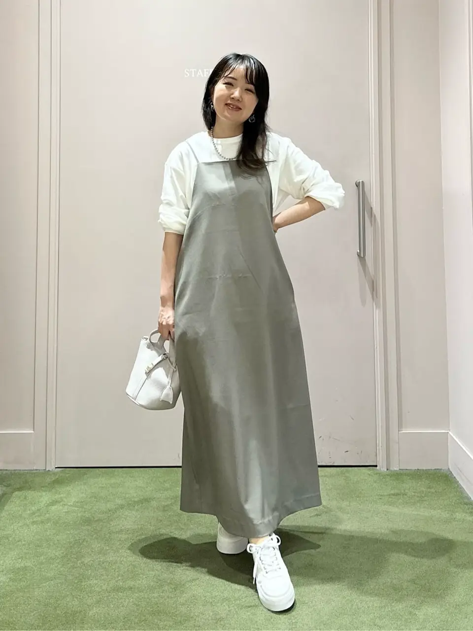 ANY フジコ コーディネート画像