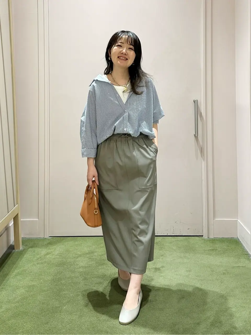 ANY フジコ コーディネート画像