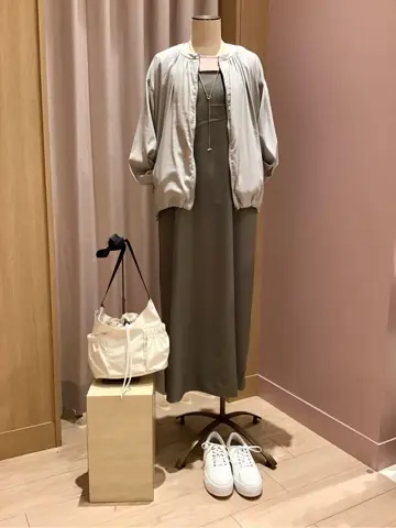 ANY 浅岡 コーディネート画像