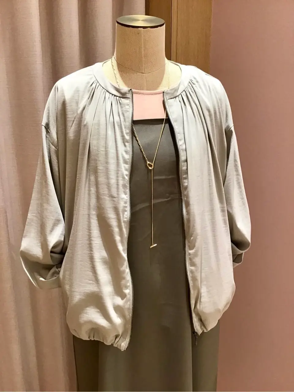 ANY 浅岡 コーディネート画像