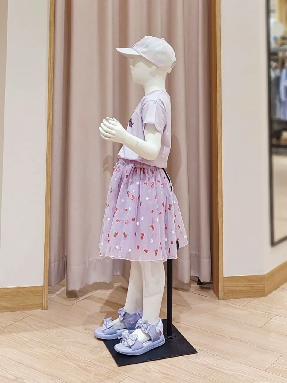 ANY 奥原 コーディネート画像