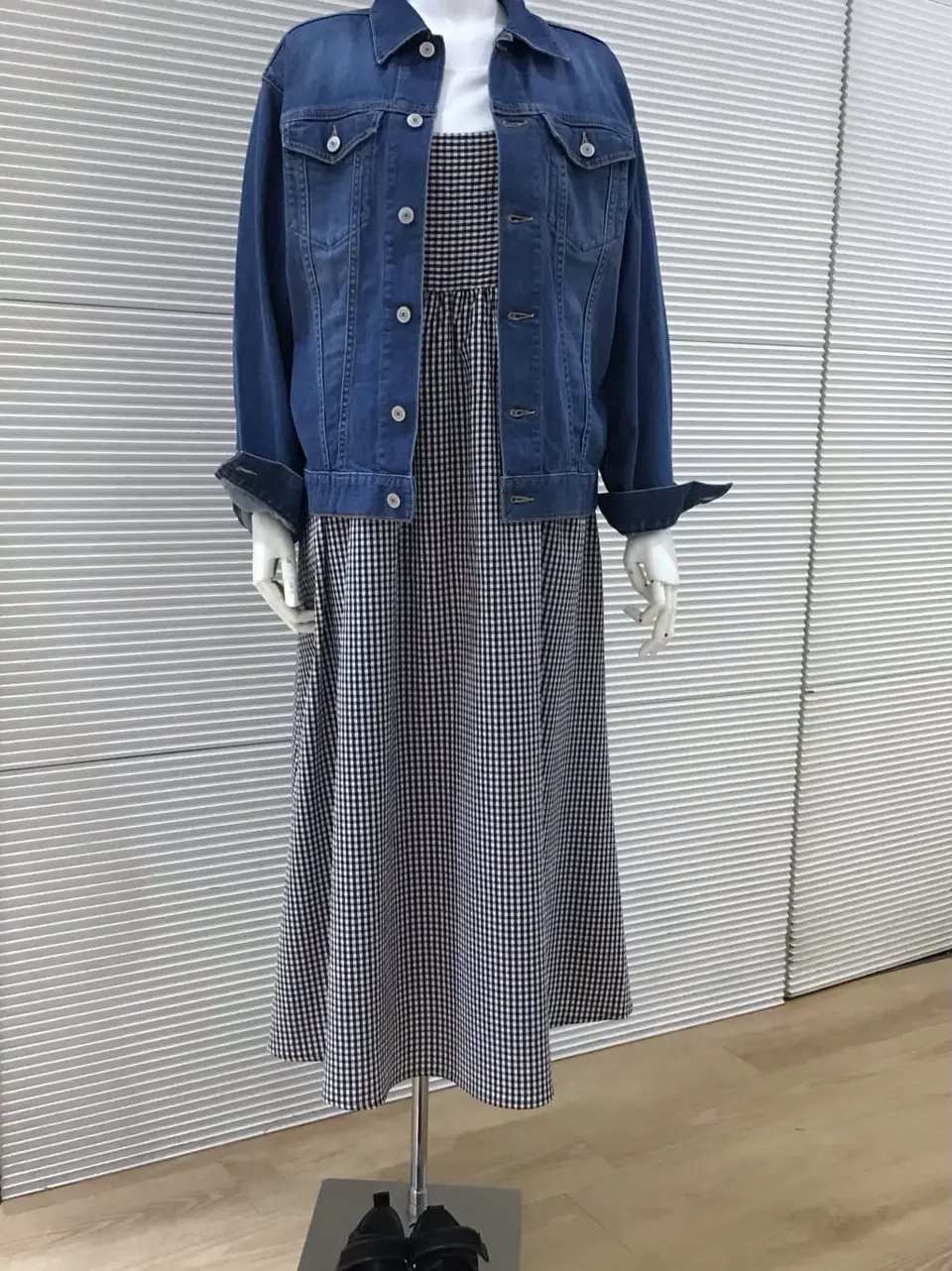 ANY こばやし コーディネート画像