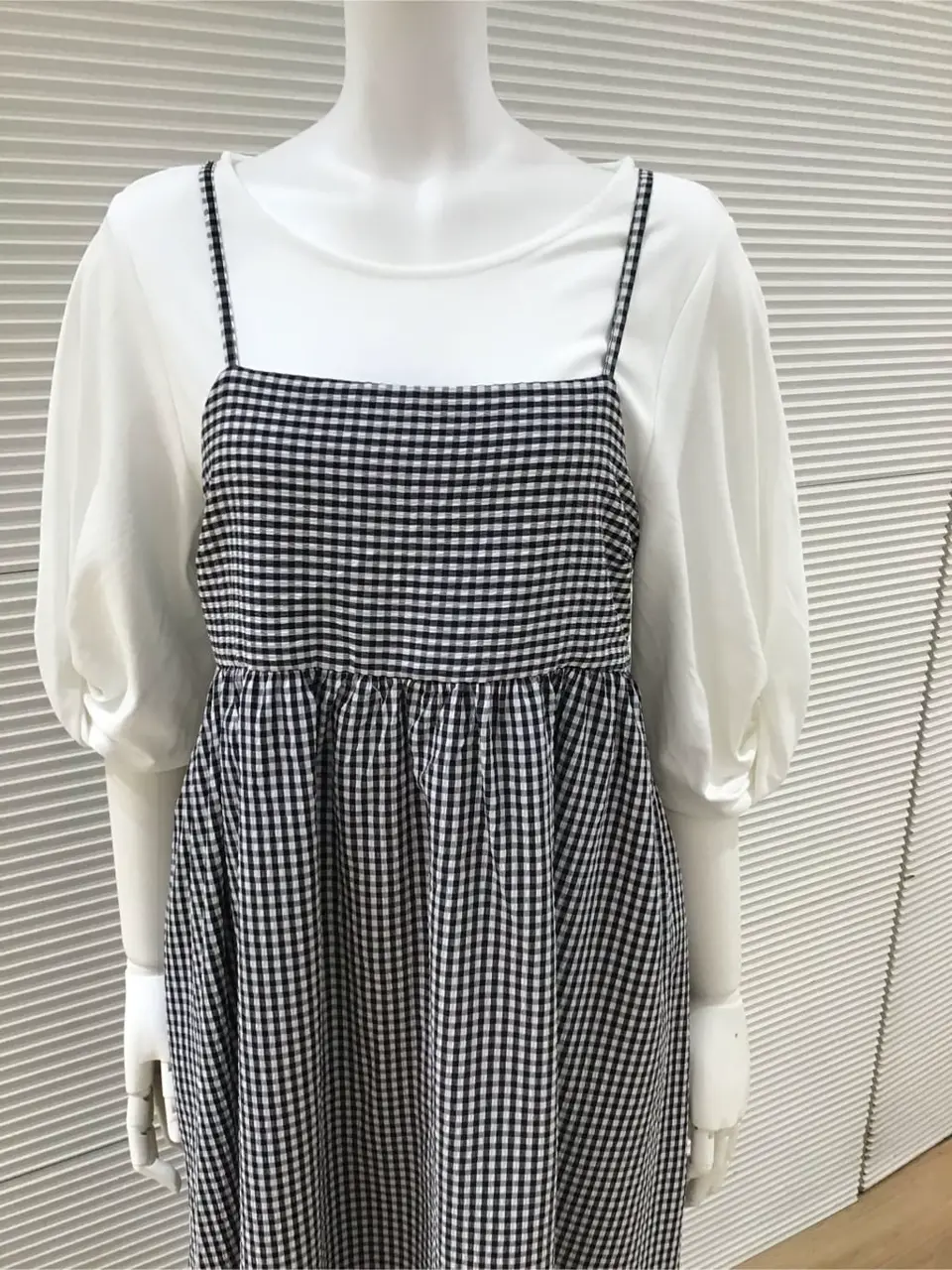 ANY こばやし コーディネート画像