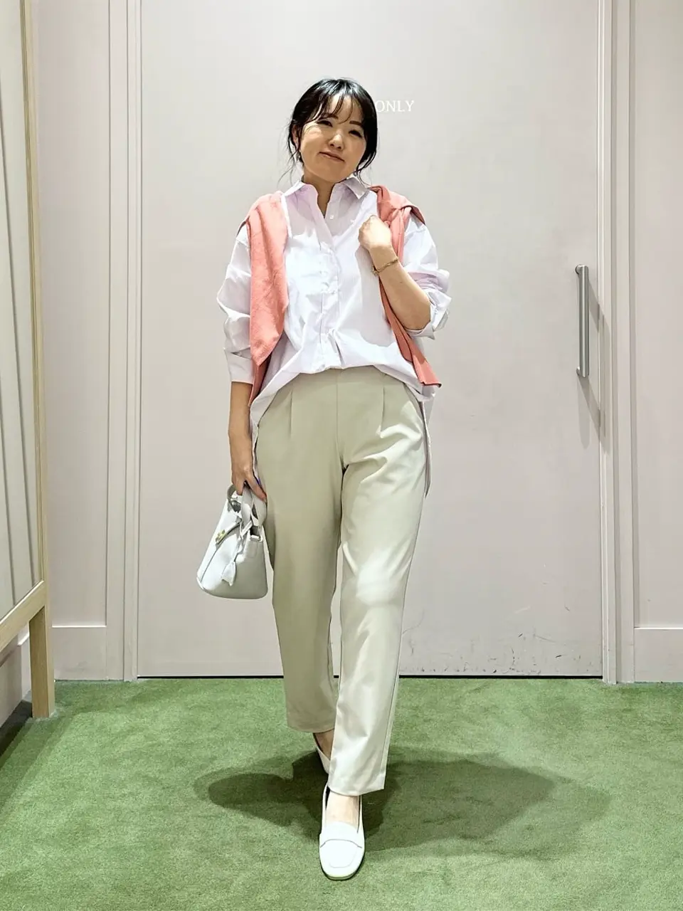 ANY フジコ コーディネート画像