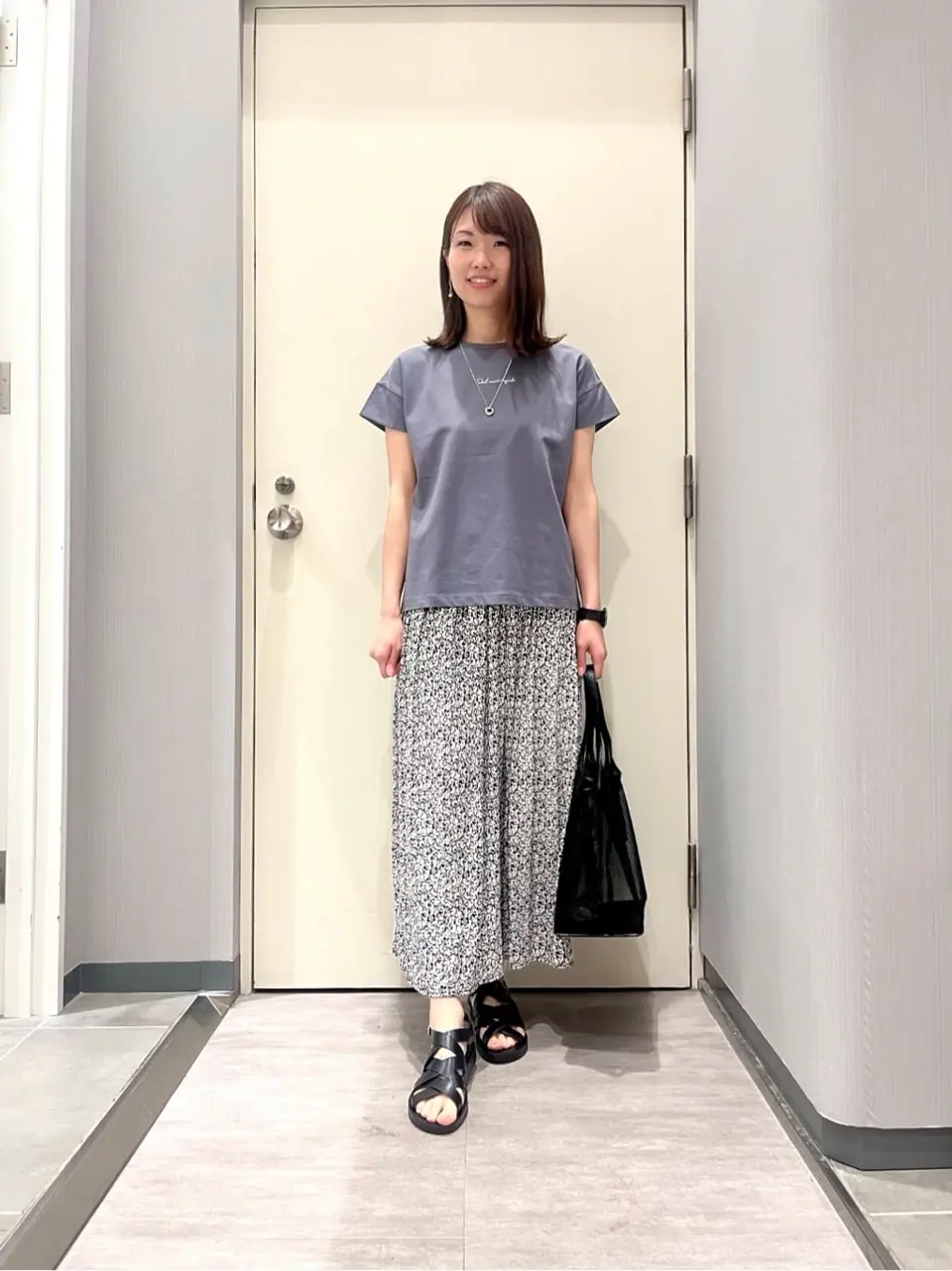 ANY 金井 コーディネート画像