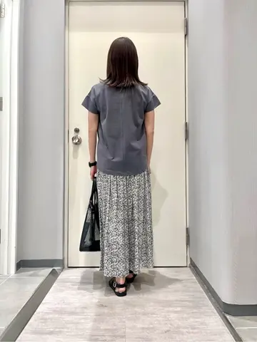 ANY 金井 コーディネート画像