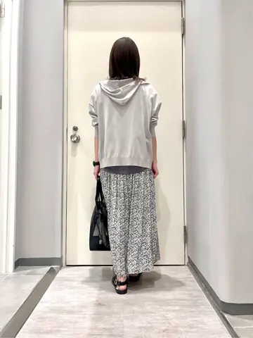 ANY 金井 コーディネート画像