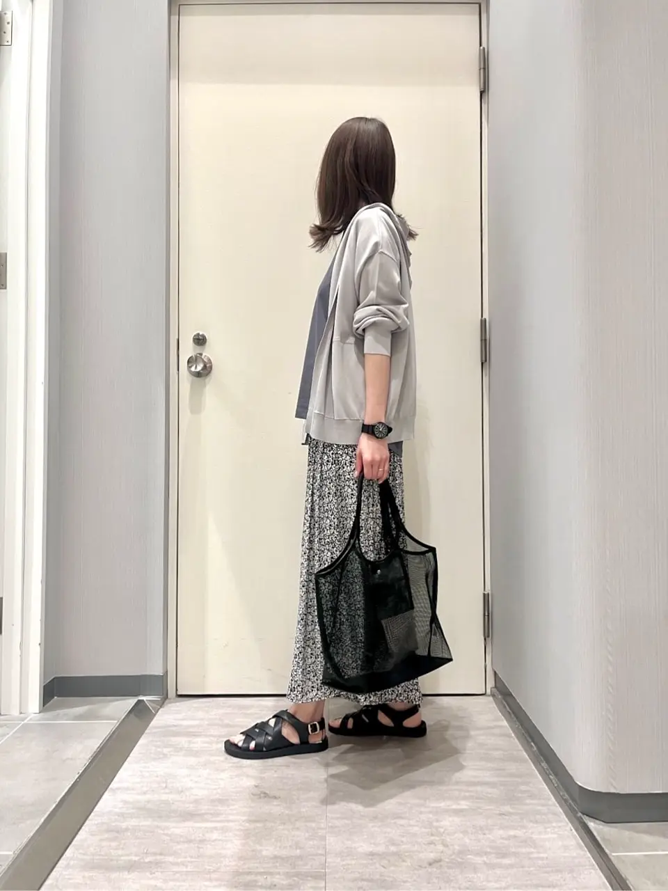 ANY 金井 コーディネート画像