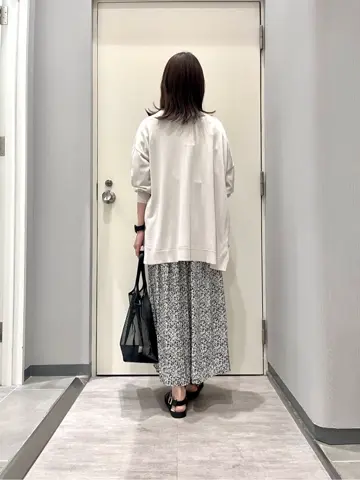 ANY 金井 コーディネート画像