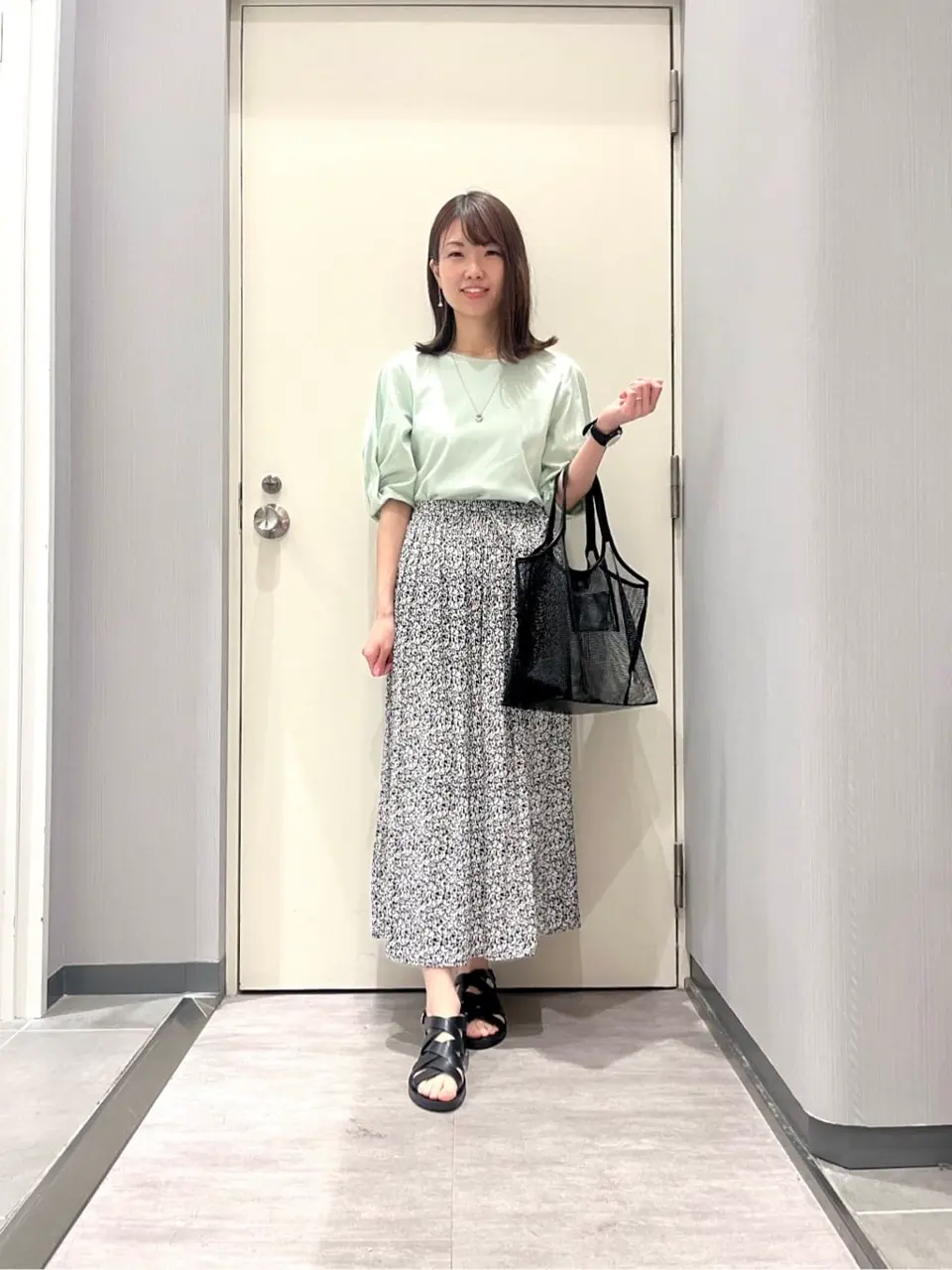 ANY 金井 コーディネート画像