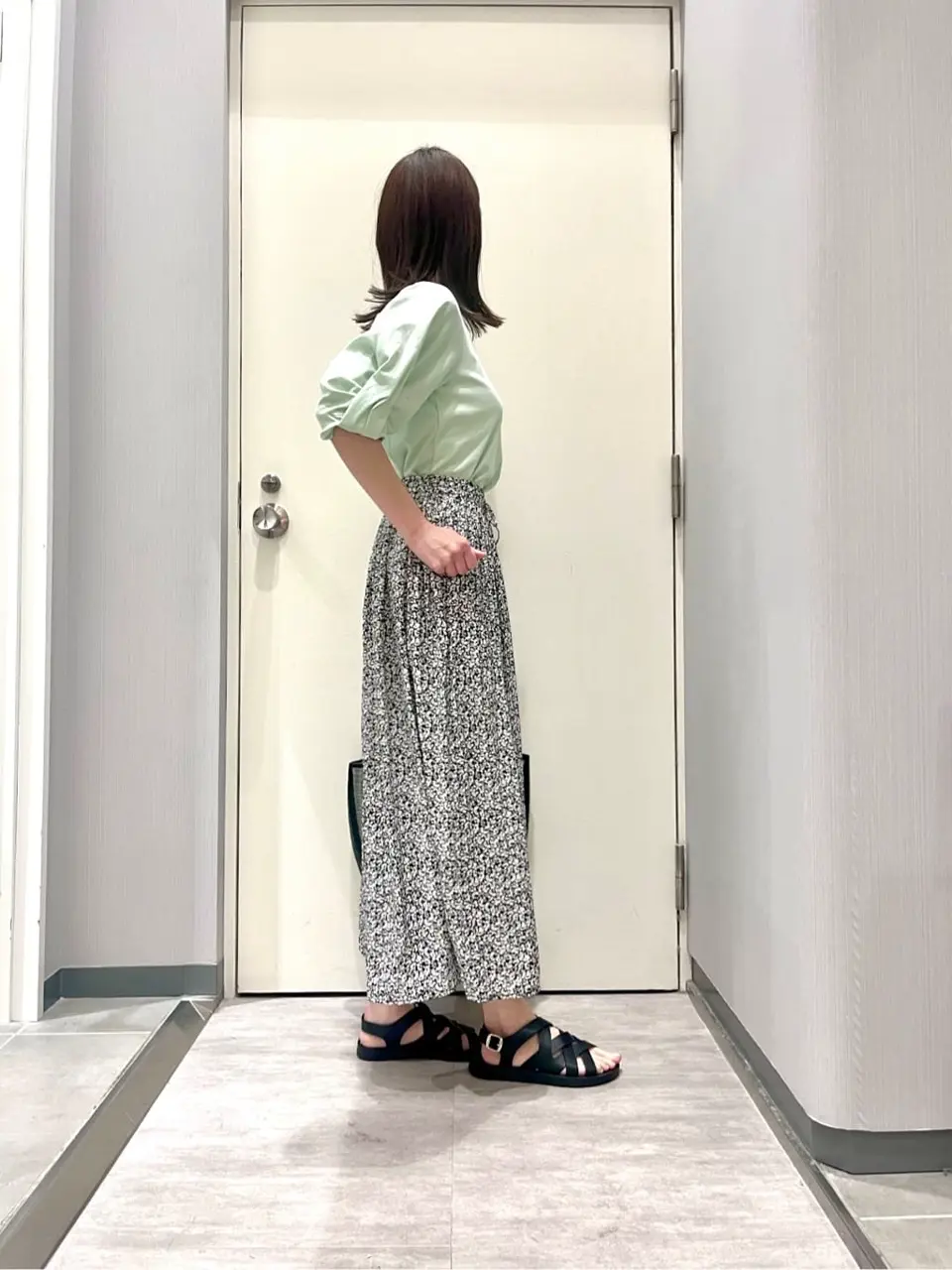 ANY 金井 コーディネート画像