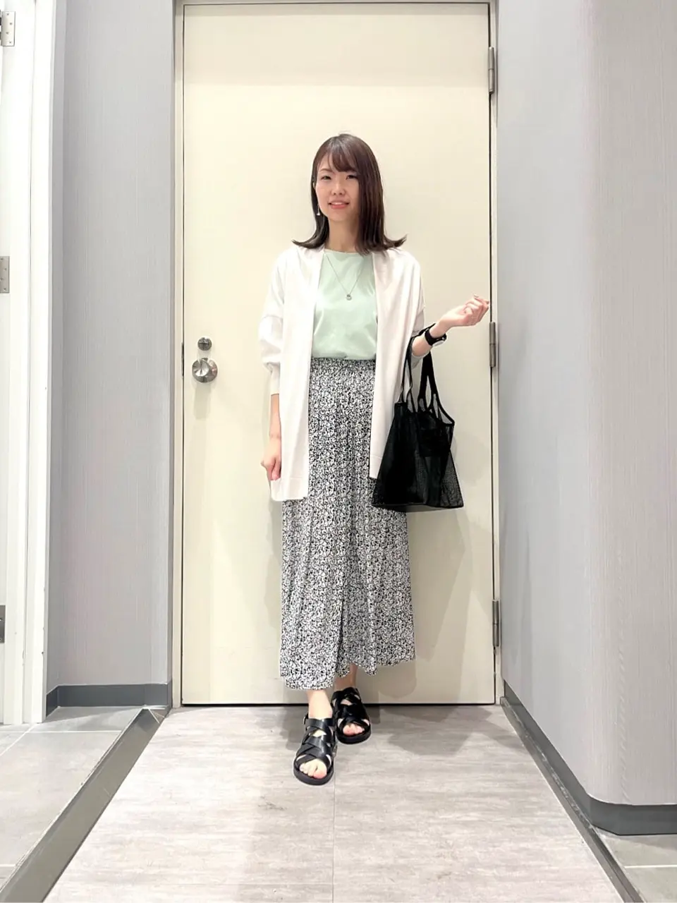 ANY 金井 コーディネート画像