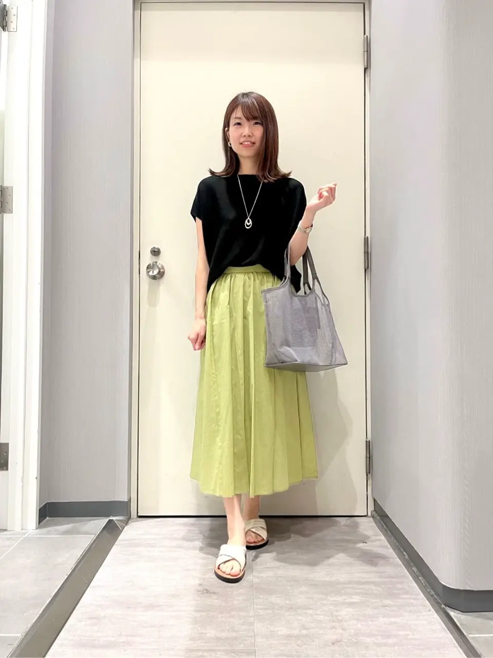 ANY 金井 コーディネート画像