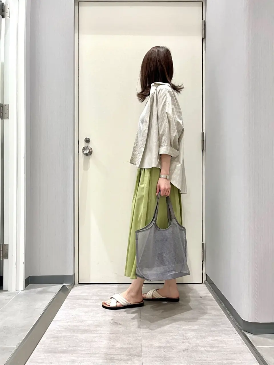 ANY 金井 コーディネート画像