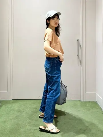 ANY フジコ コーディネート画像