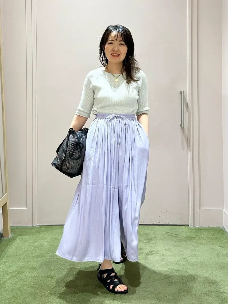 ANY フジコ コーディネート画像