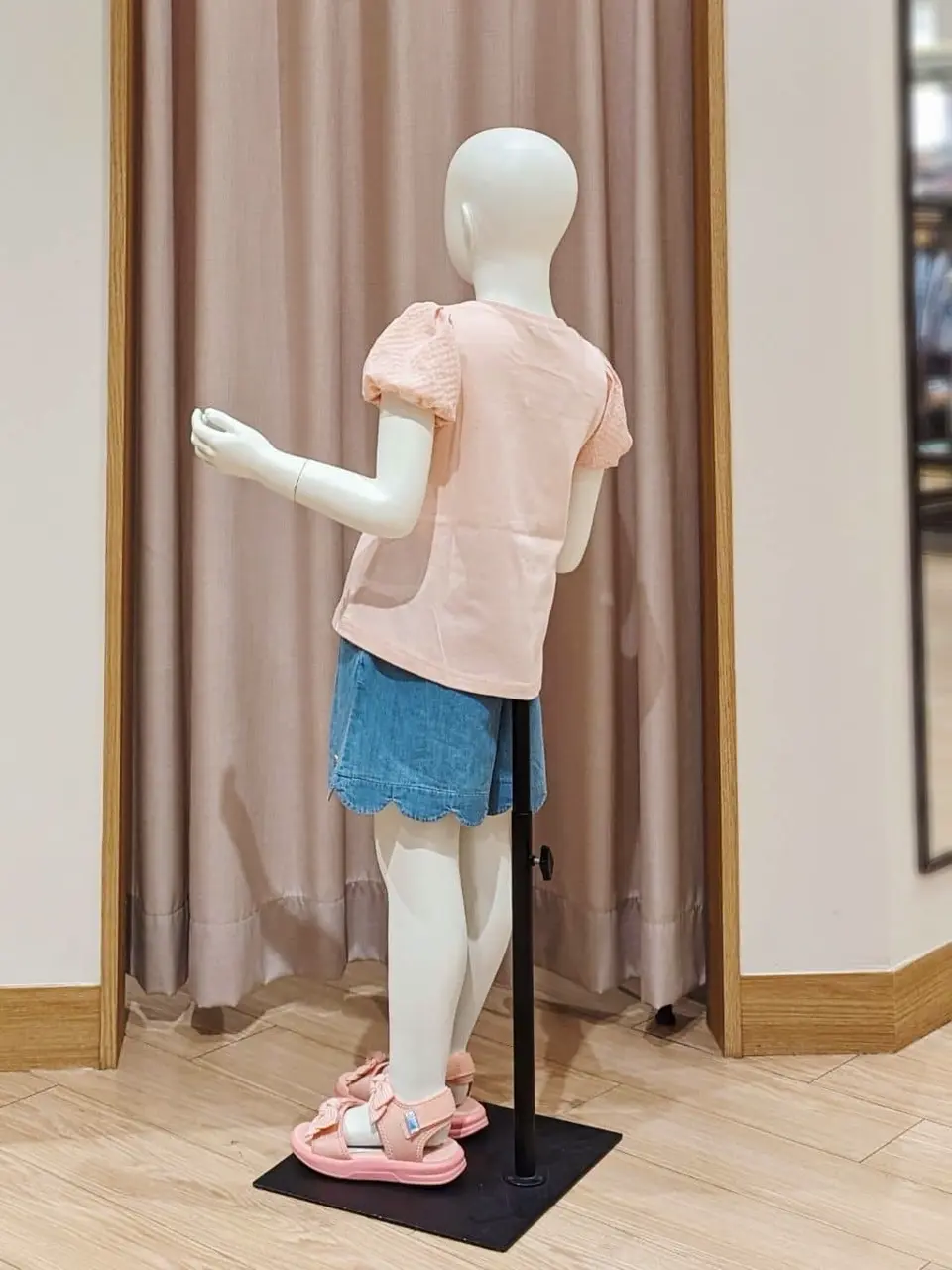 ANY 奥原 コーディネート画像