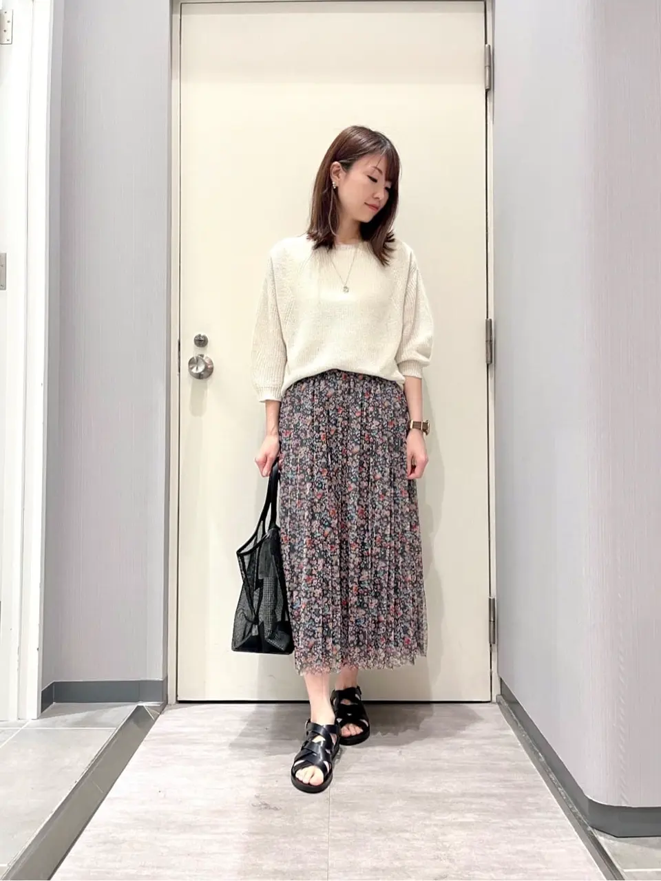 ANY 金井 コーディネート画像