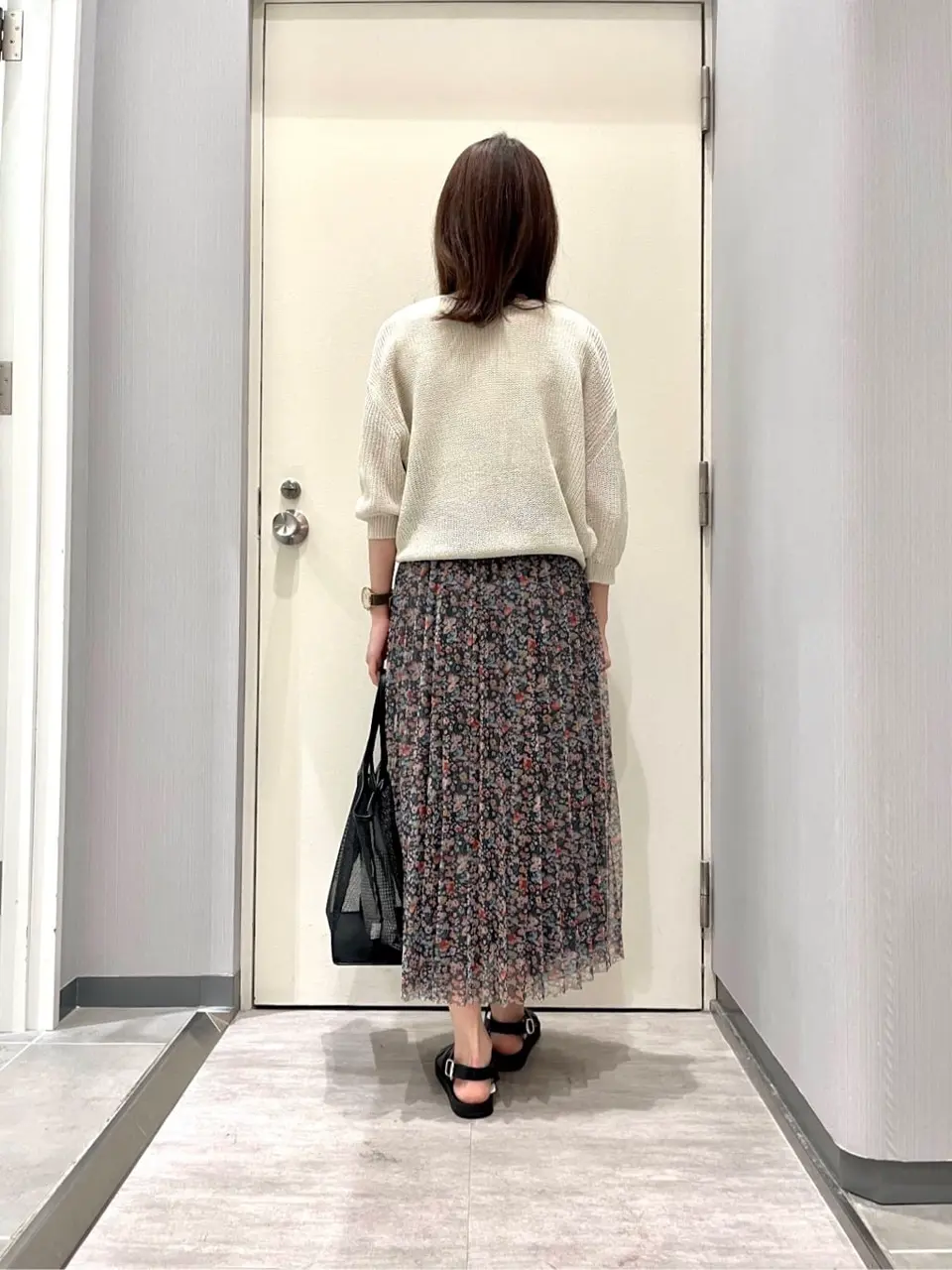 ANY 金井 コーディネート画像