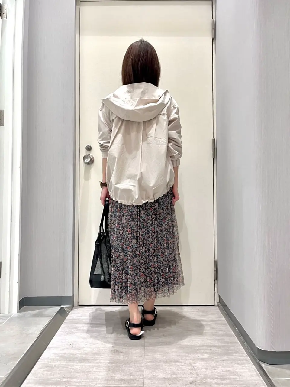 ANY 金井 コーディネート画像