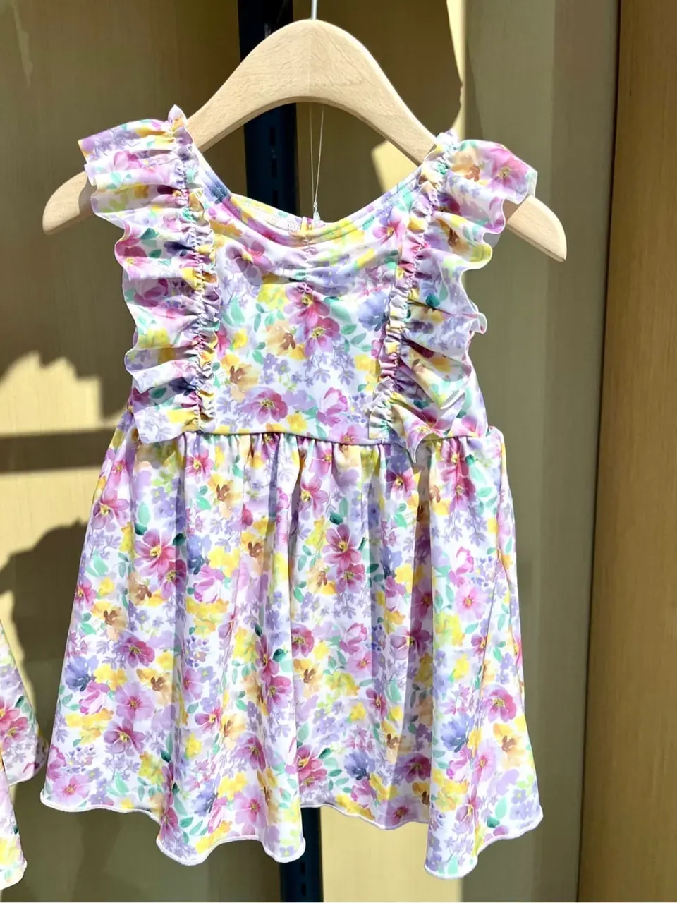 ANY 金井 コーディネート画像