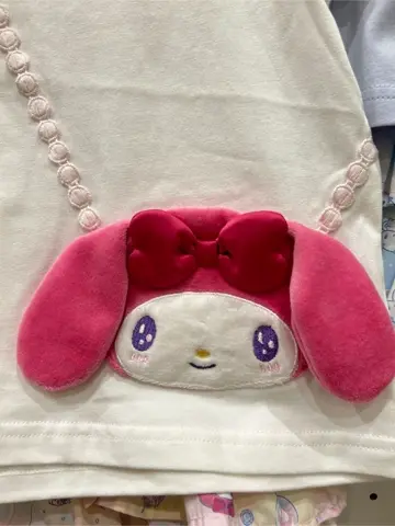 ANY 岡田 コーディネート画像