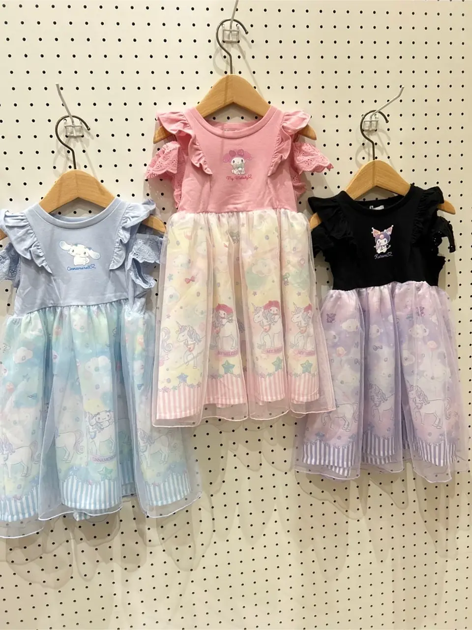 ANY 岡田 コーディネート画像