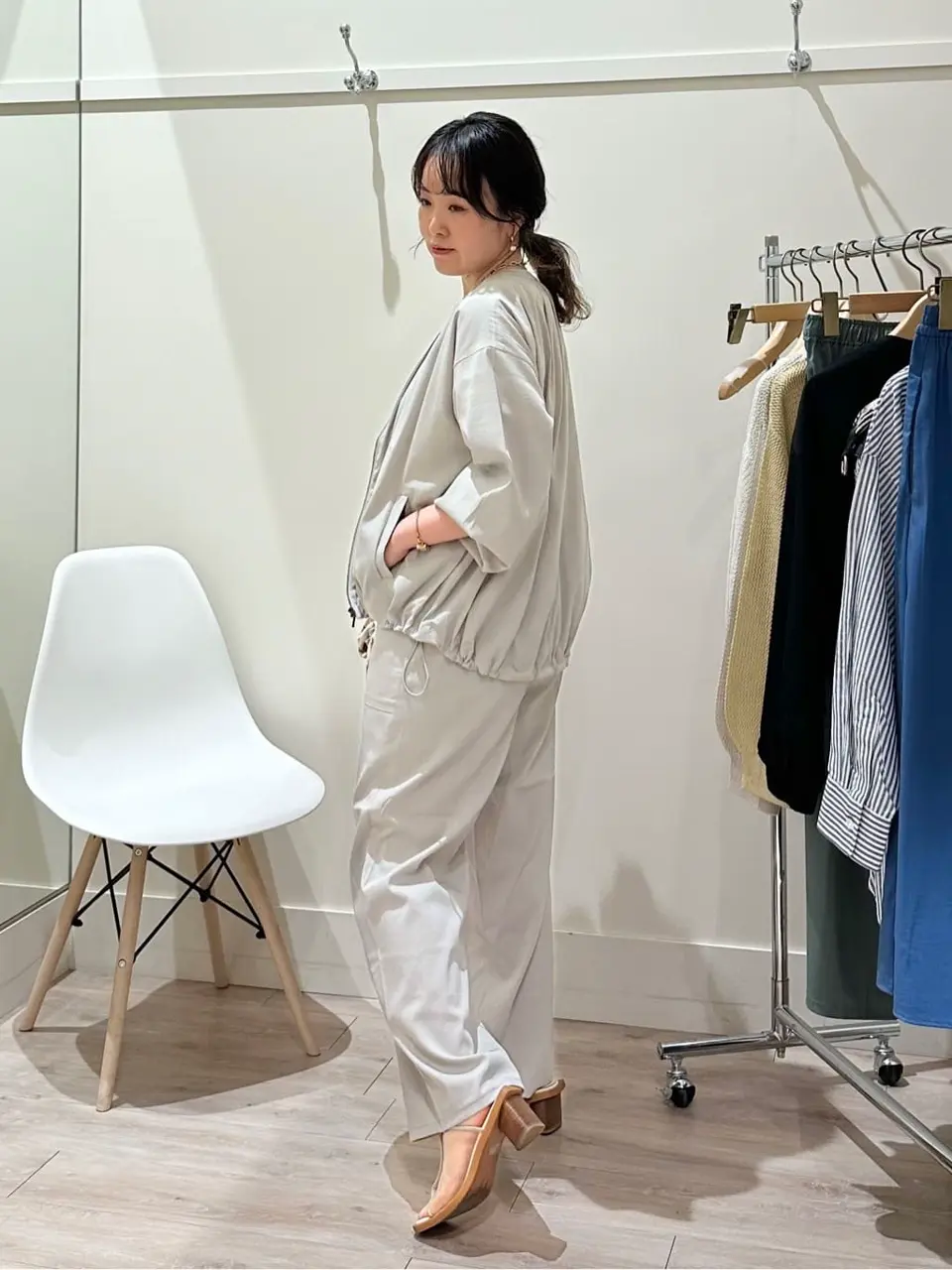 ANY フジコ コーディネート画像