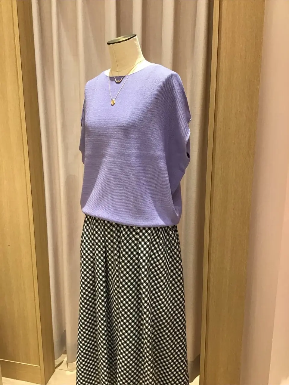 ANY 浅岡 コーディネート画像