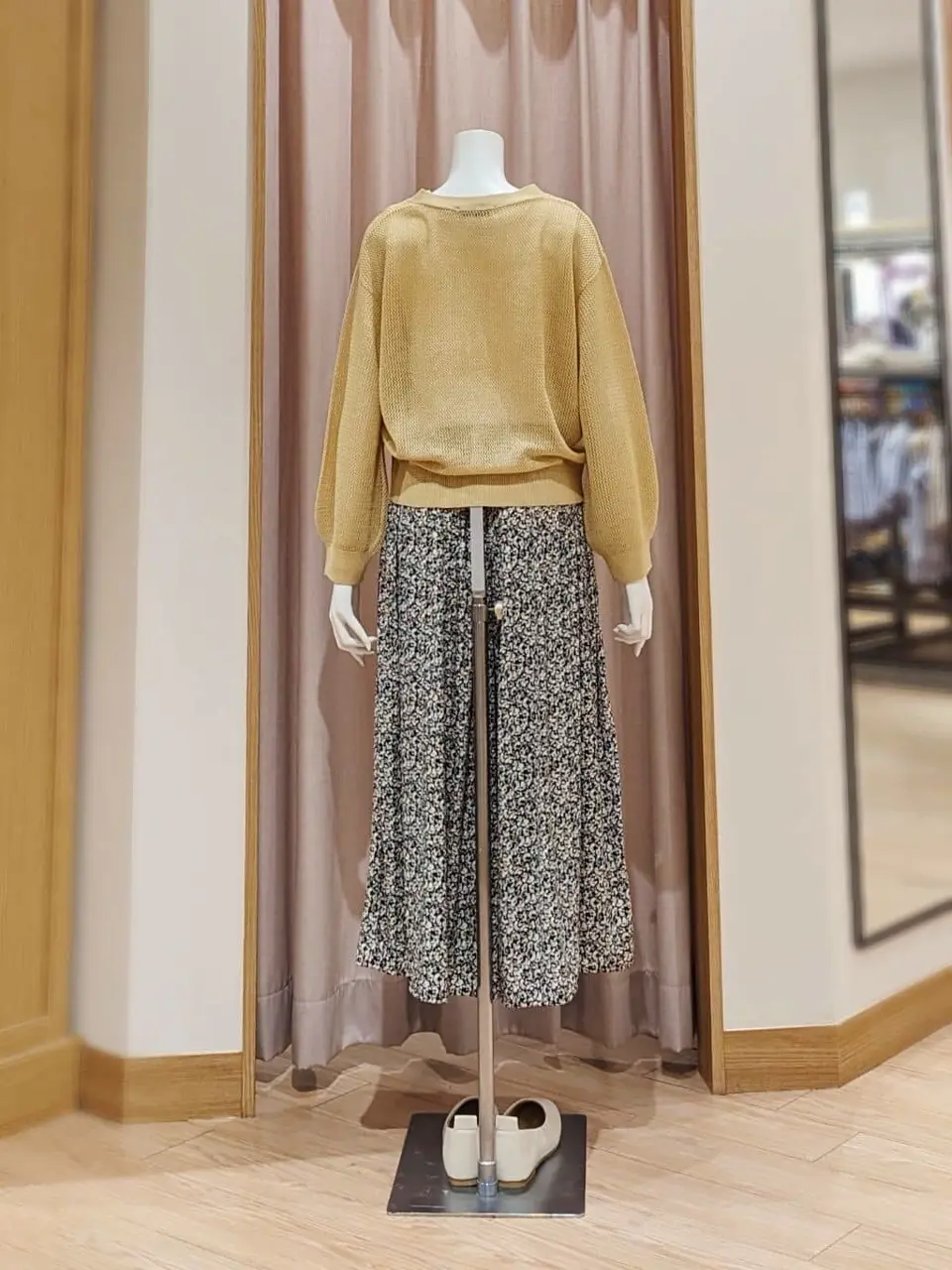 ANY 岩田 コーディネート画像